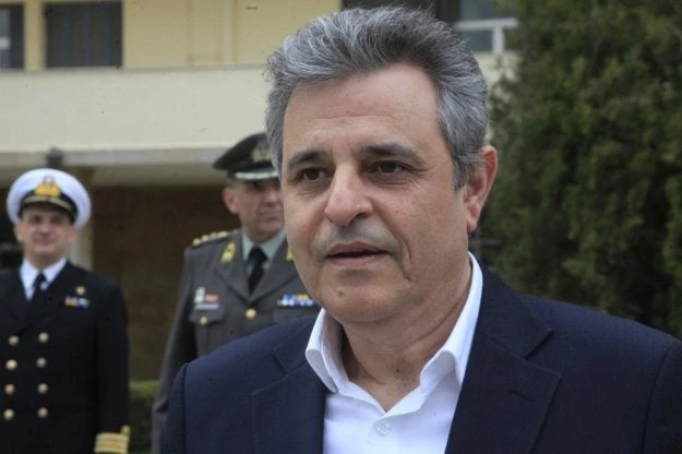 Γ. Ταφύλλης: Ο Ίκαρος που έγινε Γραμματέας και οι καταγγελίες για «αντισταθμιστικά»